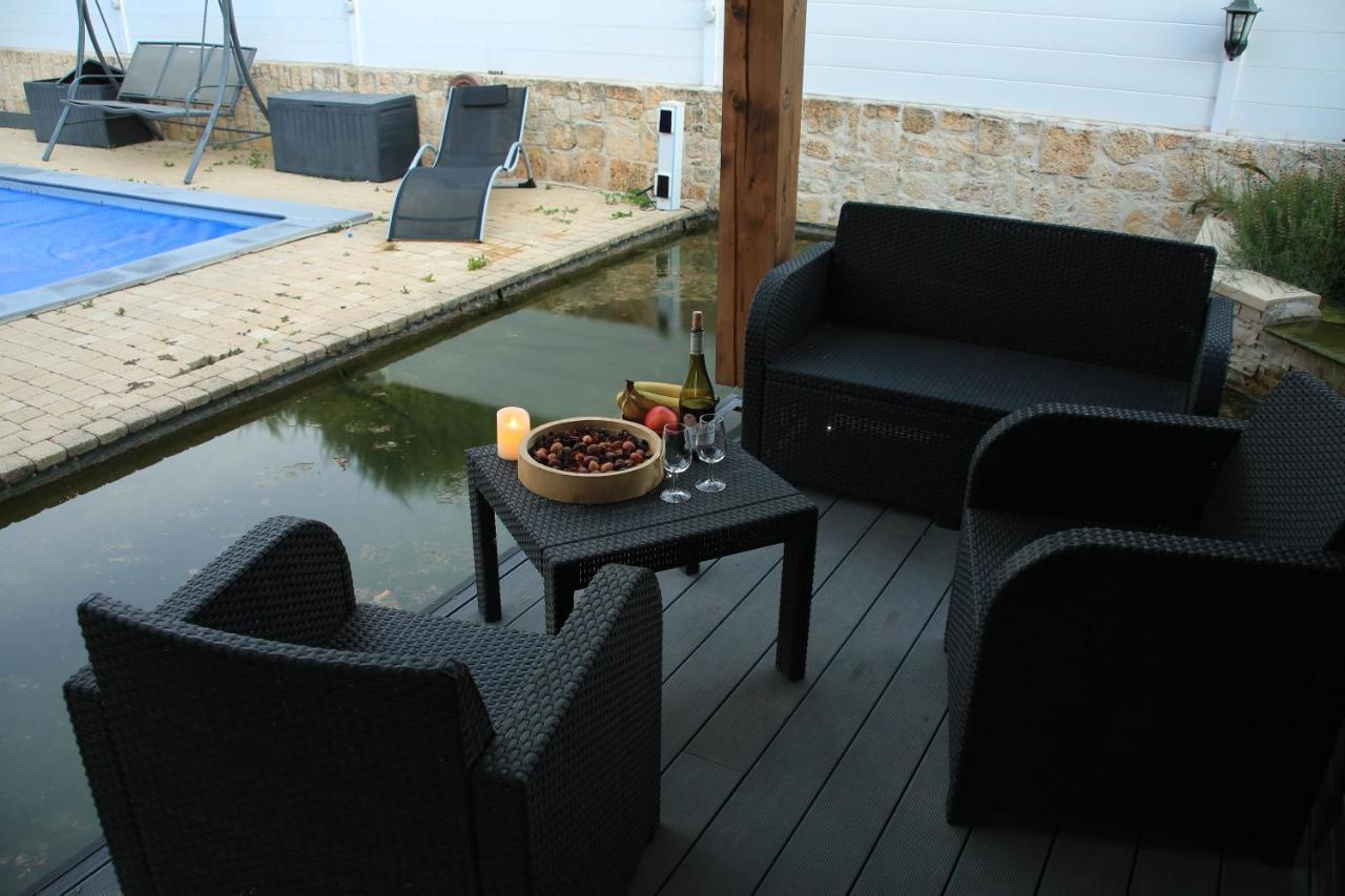 Chalet Mont Ventoux Et Chalet Vip Camaret-sur-Aigues Esterno foto